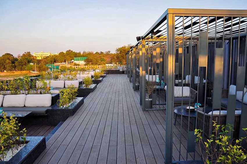 Hotel Lakend